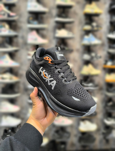 کتونی با کیفیت و جذاب هوکا