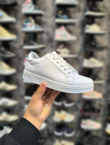 کتونی ونس آدیداس بسیار با کیفیت شیک