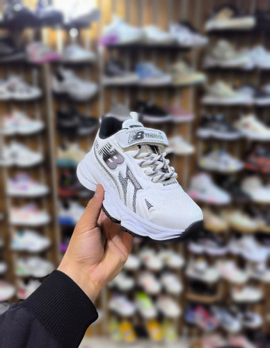 کتونی نیوبالانس بچگانه خاص و اسپرت