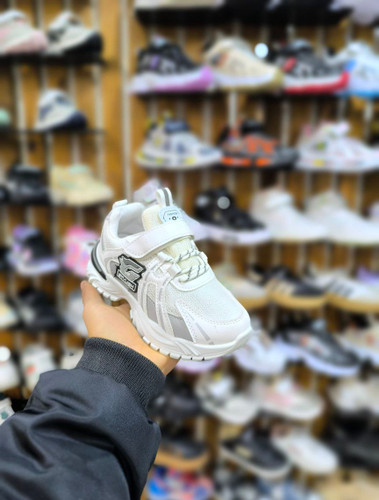 کتونی فشن وارداتی فوقالعاده شیک