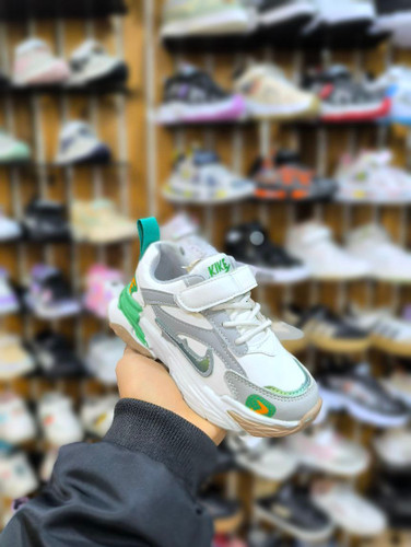 کتونی نایک با رویه ضد آب وارداتی