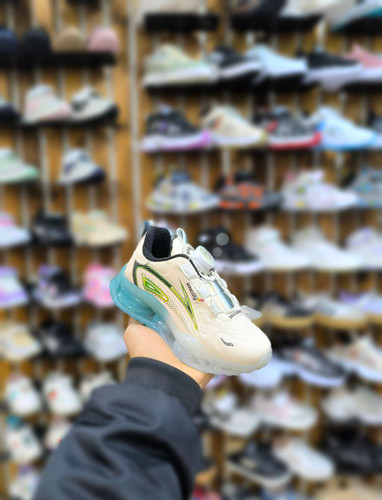 کتونی خاص و با کیفیت زیپ لاین با زیره ژله ای