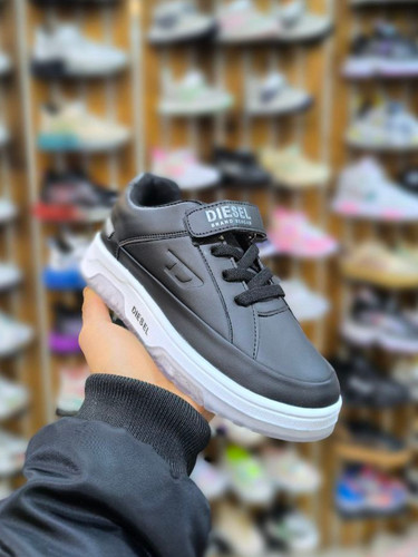 کتونی بچگانه خاص و جذاب و با کیفیت ونس دیزل