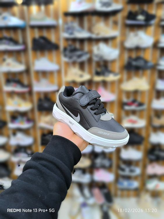 کتونی بچگانه نایک جاست شیک و سبک