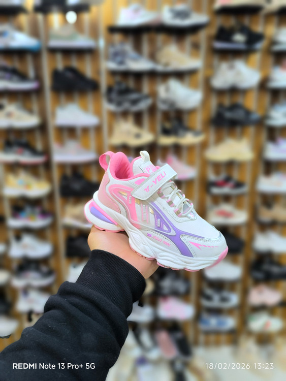 کتونی بچگانه با کیفیت و سبک و راحت مدل استار اسپرت