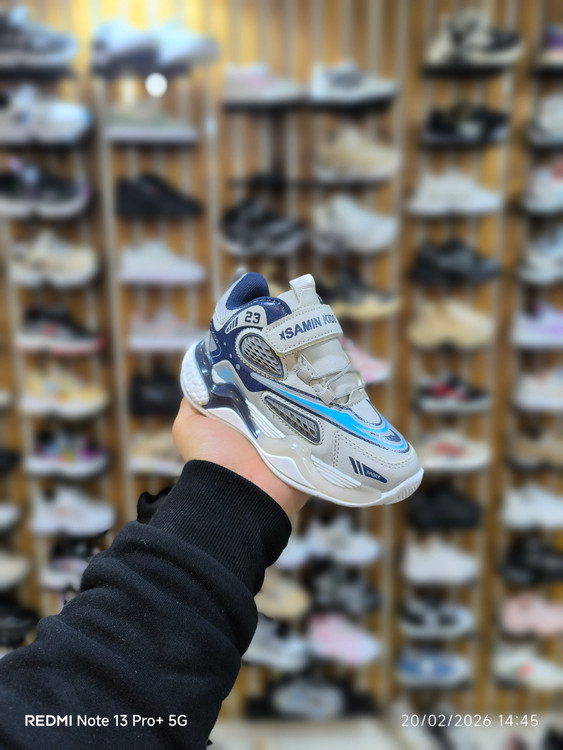 کتونی با کیفیت 23