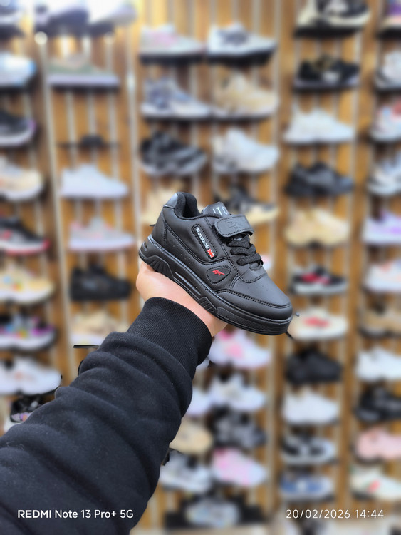 کتونی بچگانه اسپرت خاص و جذاب ریبوک