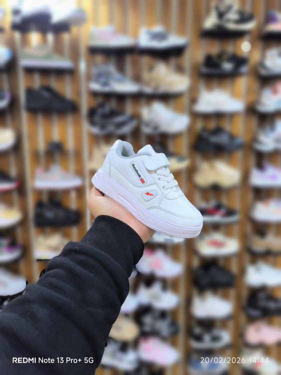 کتونی با کیفیت بچگانه ریبوک بسیار خاص و جذاب