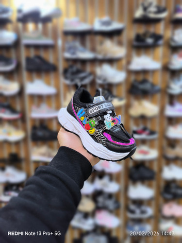 کتونی دخترانه خاص بچگانه