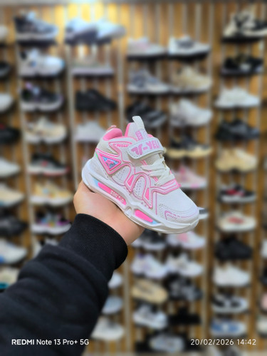 کتونی با کیفیت عالی و بی نظیر