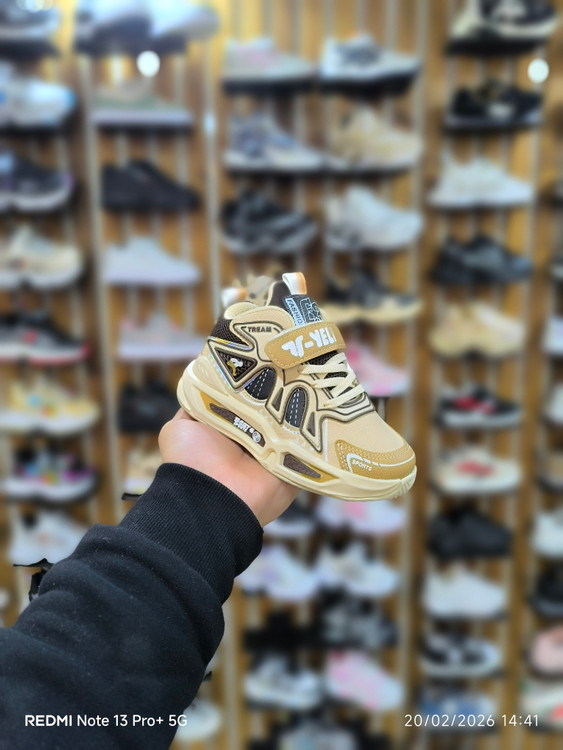 کتونی خاص و جذاب مدل جردن