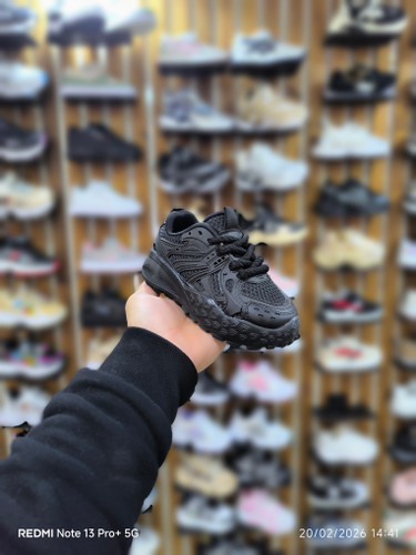 کتونی با کیفیت و جذاب فشن لژدار