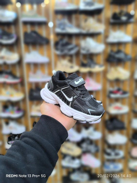 کتونی بچگانه وی تو کی سبک و راحت و با کیفیت